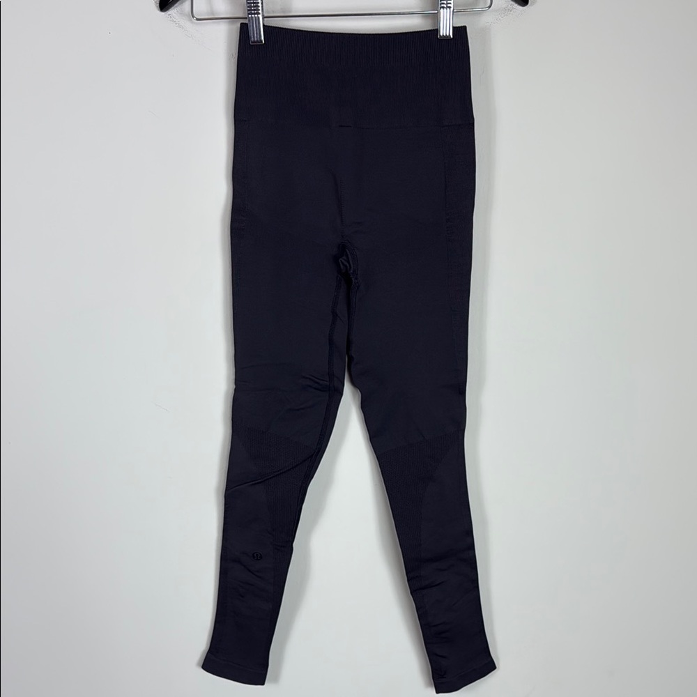 Lululemon High Rise Compression Leggings Full Length Black‎ Size 4